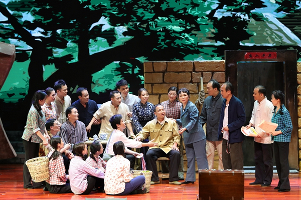 党性教育情景党课《忠诚》现场2.jpg