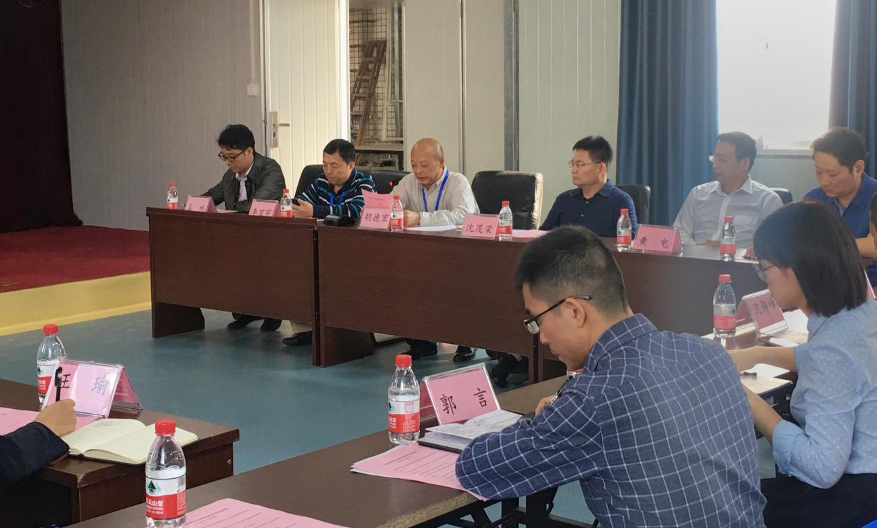 1541472137102415.jpg 胡德宏院长、何并文副书记致欢迎辞.jpg
