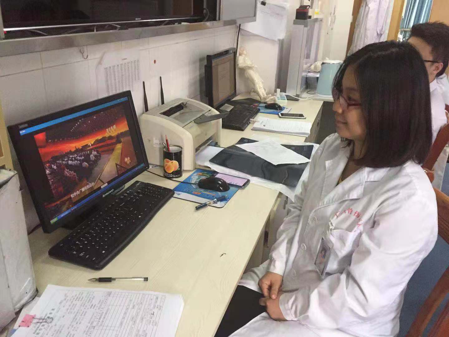 1542333809274843.jpg 003我所积极组织党员干部观看《榜样3》.jpg